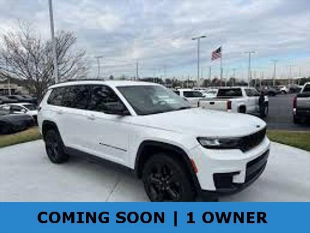 2022 Jeep Grand Cherokee L Altitude 4x4