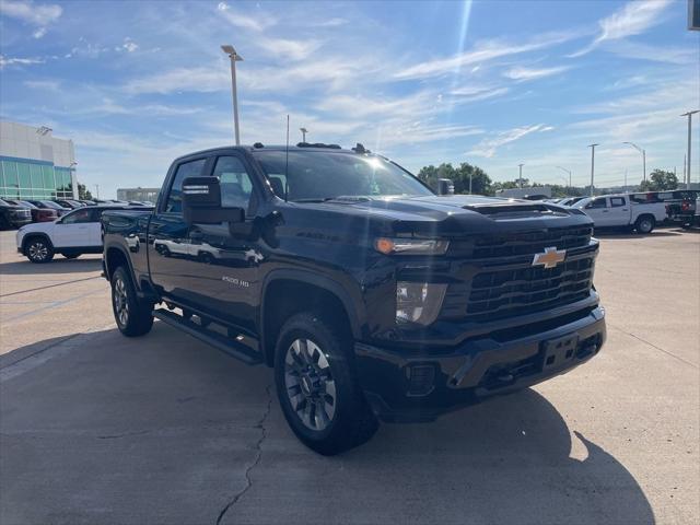 2024 Chevrolet Silverado 2500HD 4WD Crew Cab Standard Bed Custom