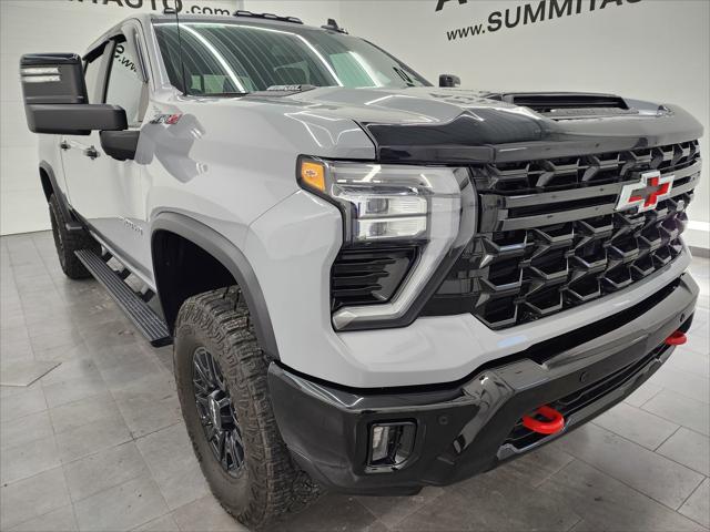 2025 Chevrolet Silverado 2500HD 4WD Crew Cab Standard Bed ZR2