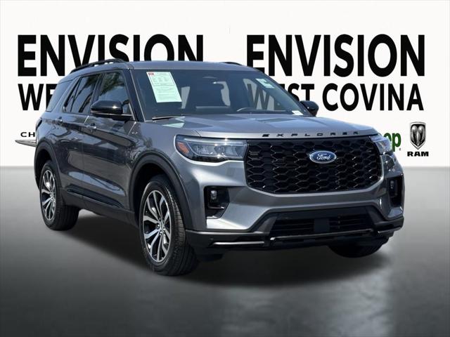 2025 Ford Explorer ST-Line