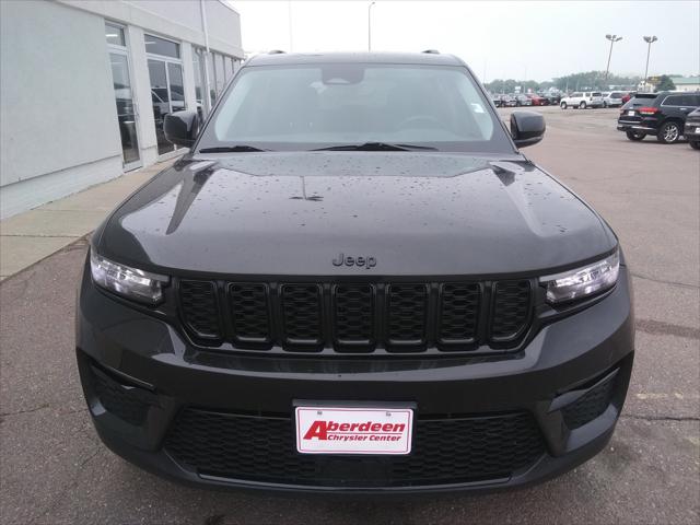 2023 Jeep Grand Cherokee Limited 4x4 2023 Jeep Grand Cherokee Limited 4x4
