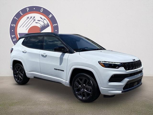 2025 Jeep Compass COMPASS LIMITED 4X4