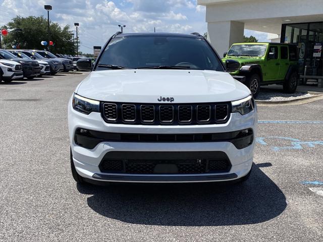 2025 Jeep Compass COMPASS LIMITED 4X4
