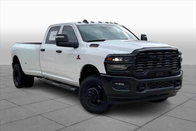 2025 RAM Ram 3500 RAM 3500 TRADESMAN CREW CAB 4X4 8 BOX