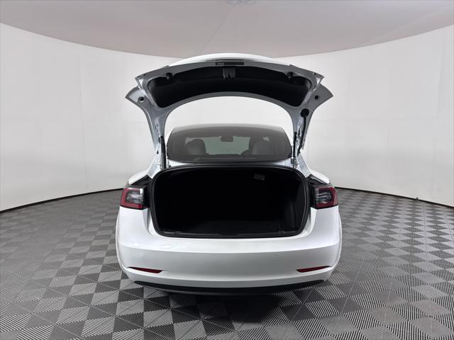 2021 Tesla Model 3 Standard Range Plus Rear-Wheel Drive