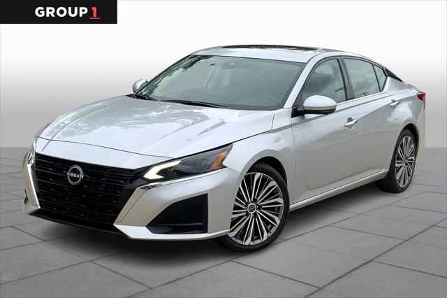 2023 Nissan Altima SL FWD