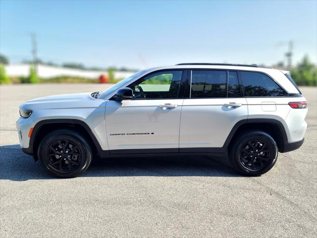 2024 Jeep Grand Cherokee Altitude 4x2