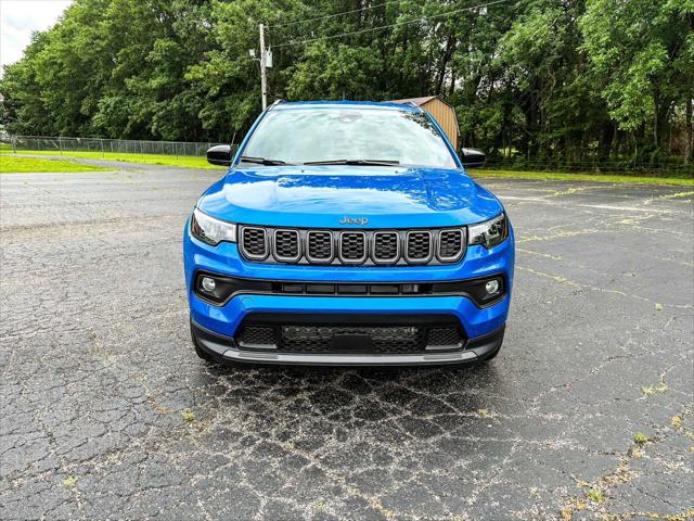 2025 Jeep Compass COMPASS LATITUDE 4X4