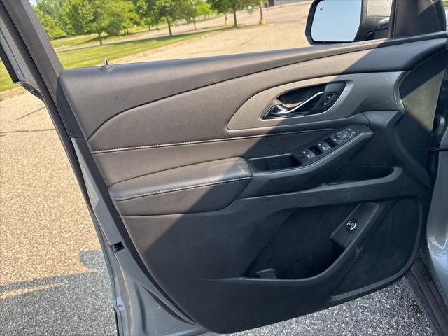 Used 2023 Chevrolet Traverse For Sale in Waterford Twp, MI