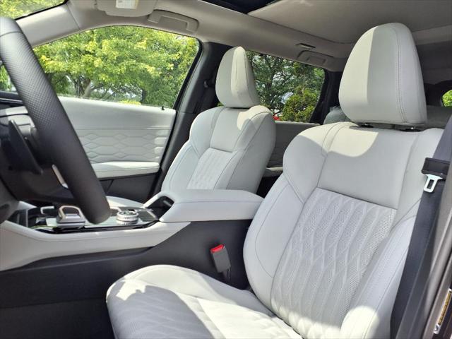 2025 Mitsubishi Outlander PLATINUM EDITION 2.5 S-AWC