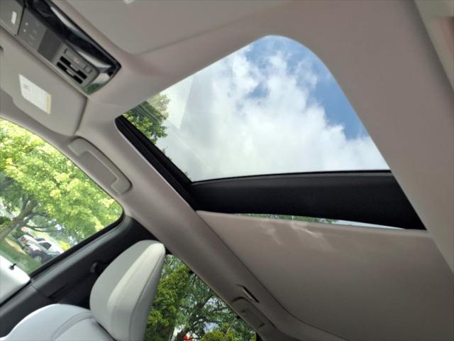 2025 Mitsubishi Outlander PLATINUM EDITION 2.5 S-AWC