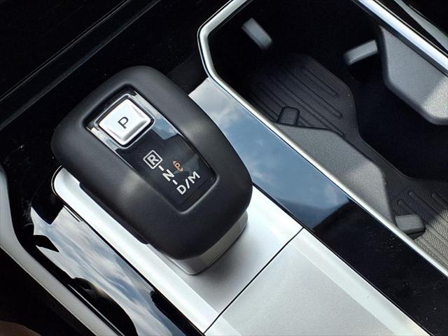 2025 Mitsubishi Outlander PLATINUM EDITION 2.5 S-AWC