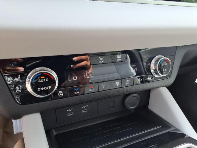2025 Mitsubishi Outlander PLATINUM EDITION 2.5 S-AWC