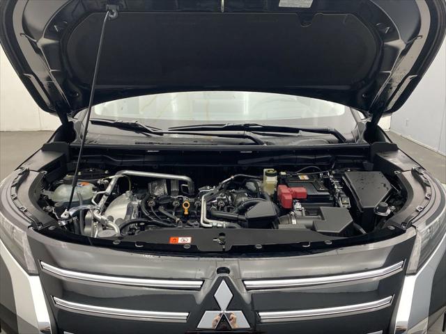 2025 Mitsubishi Outlander PLATINUM EDITION 2.5 S-AWC