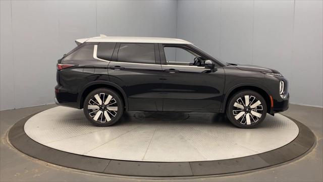 2025 Mitsubishi Outlander PLATINUM EDITION 2.5 S-AWC