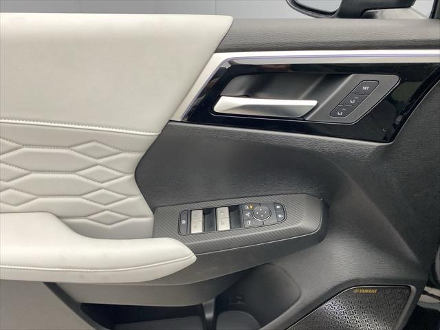 2025 Mitsubishi Outlander PLATINUM EDITION 2.5 S-AWC