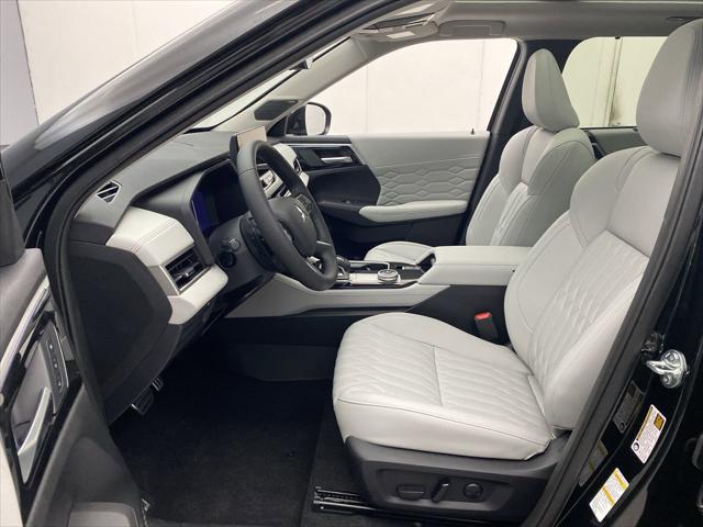 2025 Mitsubishi Outlander PLATINUM EDITION 2.5 S-AWC
