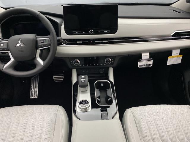 2025 Mitsubishi Outlander PLATINUM EDITION 2.5 S-AWC