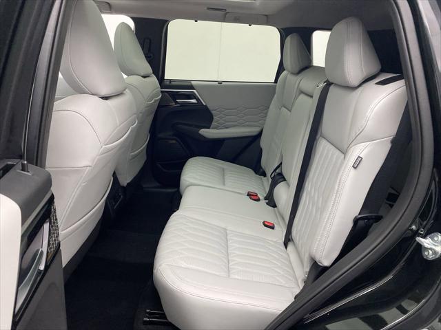 2025 Mitsubishi Outlander PLATINUM EDITION 2.5 S-AWC
