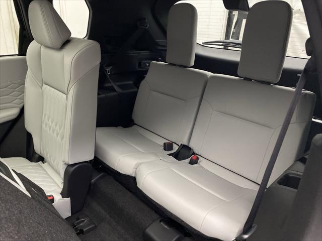 2025 Mitsubishi Outlander PLATINUM EDITION 2.5 S-AWC