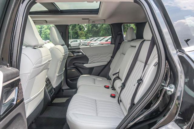 2025 Mitsubishi Outlander PLATINUM EDITION 2.5 S-AWC