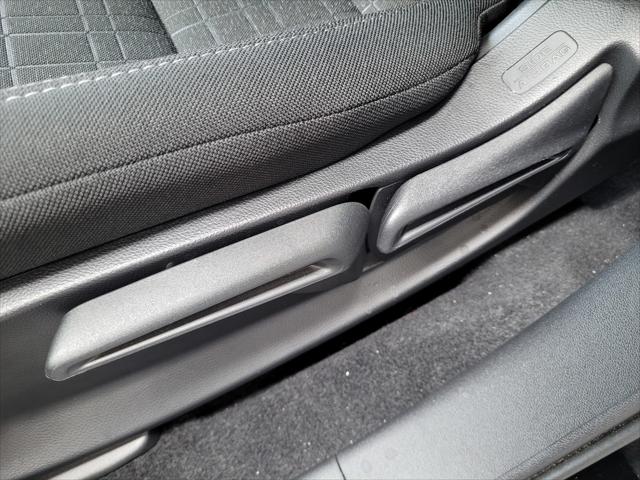 2025 Honda HR-V AWD LX