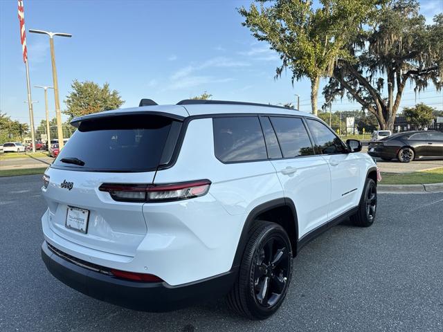 2025 Jeep Grand Cherokee GRAND CHEROKEE L ALTITUDE 4X2