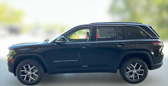 2025 Jeep Grand Cherokee GRAND CHEROKEE LIMITED 4X4
