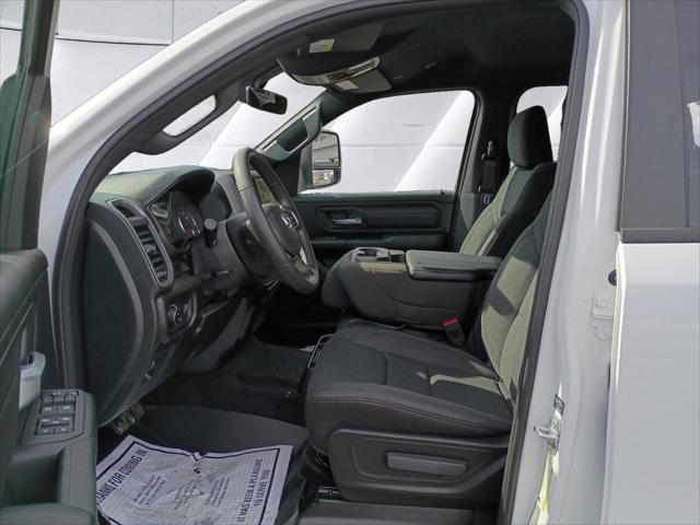 2026 Ram 1500 Warlock Crew Cab 4x4 5'7" Box