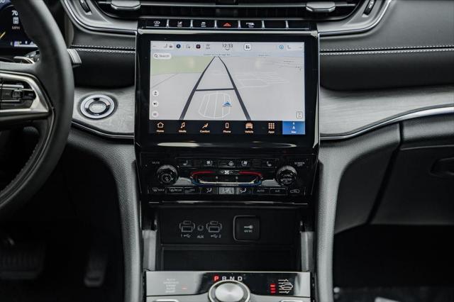 2025 Jeep Grand Cherokee Overland 4x4
