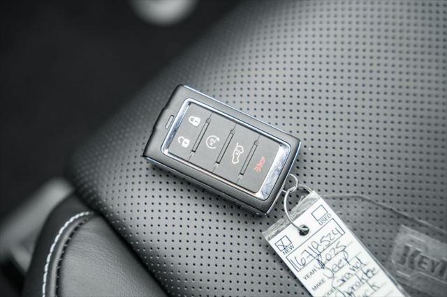 2025 Jeep Grand Cherokee Overland 4x4