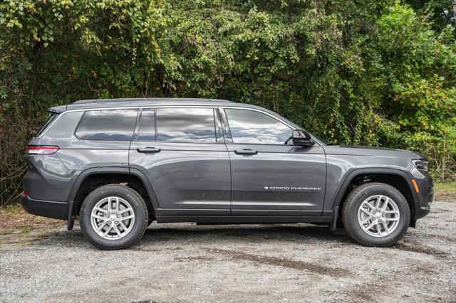 2025 Jeep Grand Cherokee GRAND CHEROKEE L LAREDO X 4X4