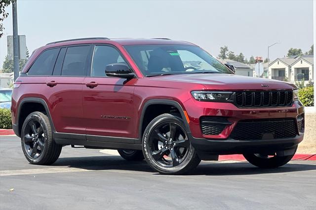 2025 Jeep Grand Cherokee GRAND CHEROKEE ALTITUDE 4X2 2025 Jeep Grand Cherokee GRAND CHEROKEE ALTITUDE 4X2