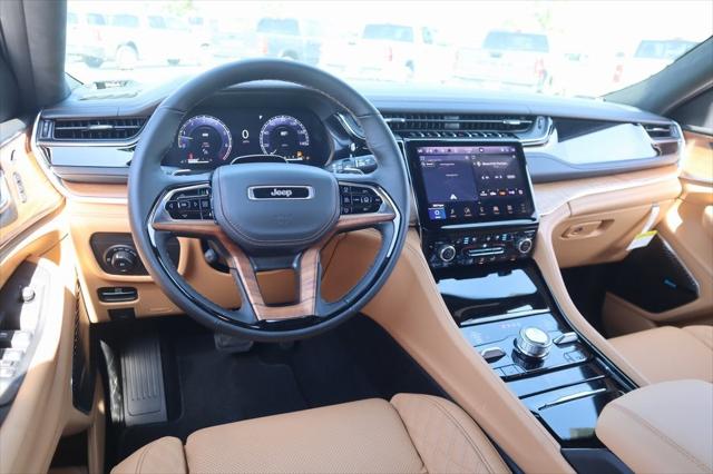 2025 Jeep Grand Cherokee GRAND CHEROKEE SUMMIT RESERVE 4X4