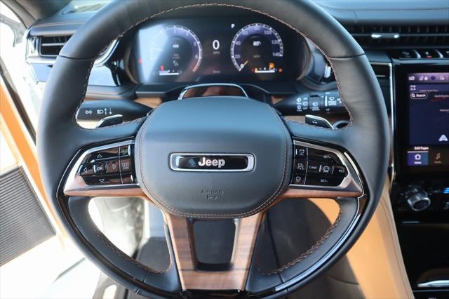 2025 Jeep Grand Cherokee GRAND CHEROKEE SUMMIT RESERVE 4X4