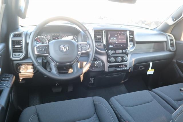 2025 RAM Ram 1500 RAM 1500 TRADESMAN CREW CAB 4X2 57 BOX