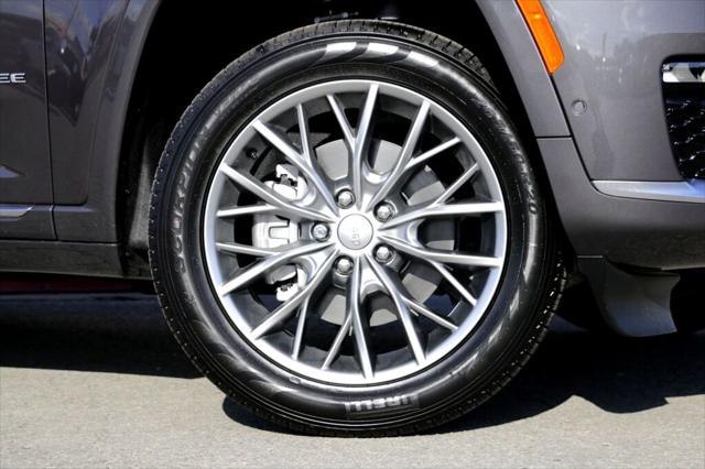 2025 Jeep Grand Cherokee GRAND CHEROKEE L SUMMIT 4X4