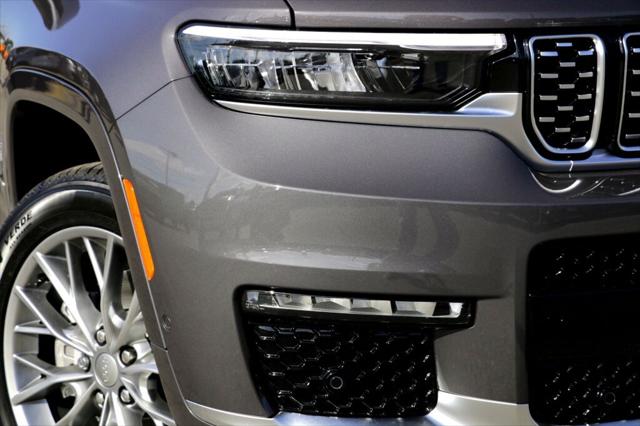 2025 Jeep Grand Cherokee GRAND CHEROKEE L SUMMIT 4X4