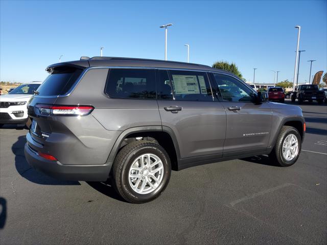 2025 Jeep Grand Cherokee GRAND CHEROKEE L LAREDO X 4X4