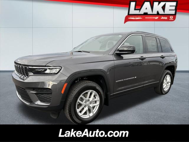2025 Jeep Grand Cherokee GRAND CHEROKEE LAREDO X 4X4