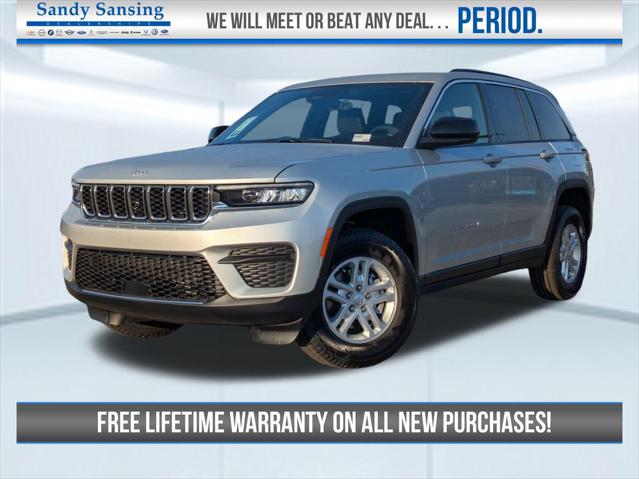 2025 Jeep Grand Cherokee GRAND CHEROKEE LAREDO 4X2
