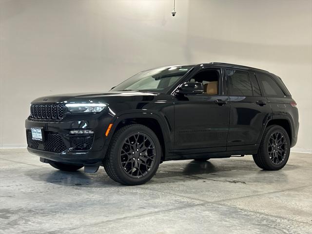 2025 Jeep Grand Cherokee GRAND CHEROKEE SUMMIT RESERVE 4X4