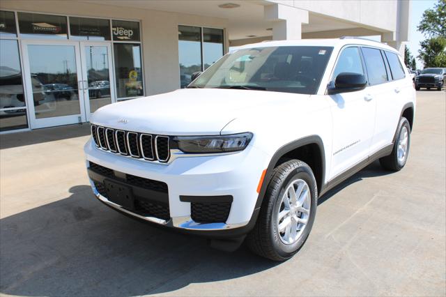 2025 Jeep Grand Cherokee GRAND CHEROKEE L LAREDO X 4X4
