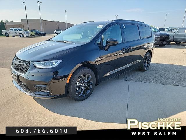 2025 Chrysler Pacifica PACIFICA SELECT