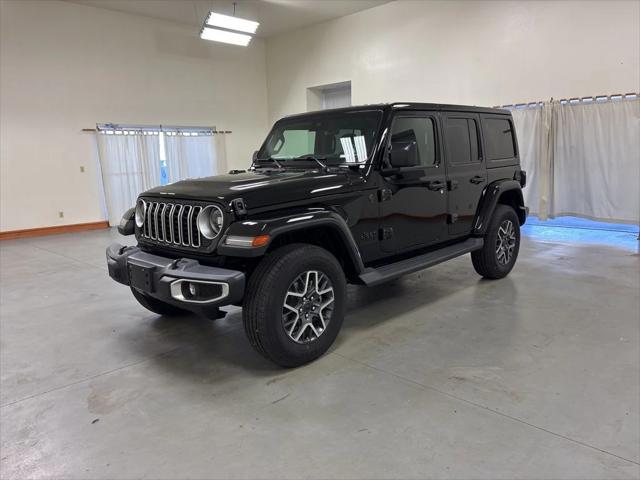 2025 Jeep Wrangler 4-Door Sahara 4x4