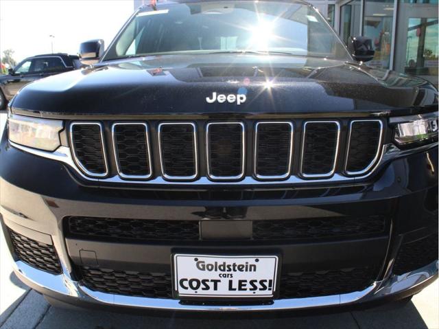 2025 Jeep Grand Cherokee GRAND CHEROKEE L LAREDO X 4X4