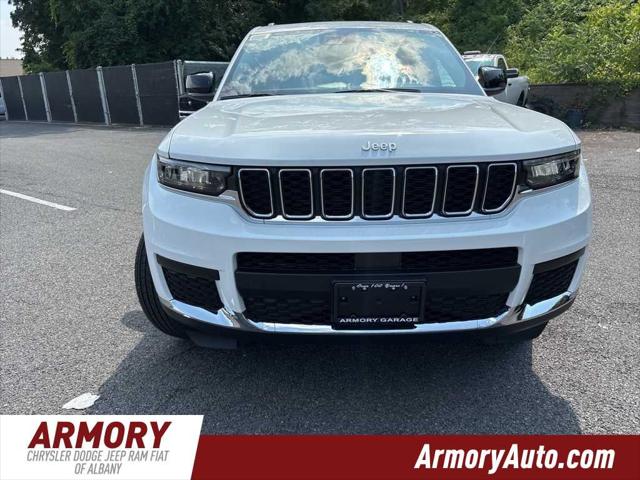 2025 Jeep Grand Cherokee GRAND CHEROKEE L LAREDO X 4X4