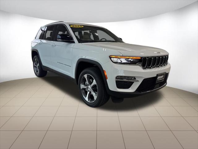 2025 Jeep Grand Cherokee GRAND CHEROKEE LIMITED 4X4 2025 Jeep Grand Cherokee GRAND CHEROKEE LIMITED 4X4