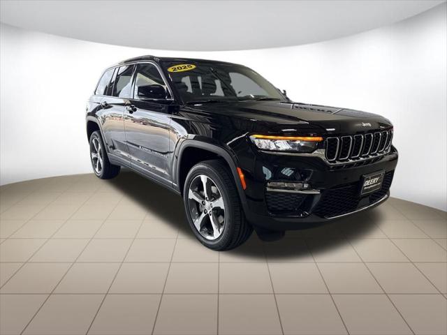 2025 Jeep Grand Cherokee GRAND CHEROKEE LIMITED 4X4 2025 Jeep Grand Cherokee GRAND CHEROKEE LIMITED 4X4