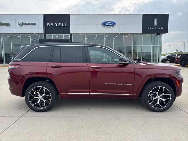 2025 Jeep Grand Cherokee GRAND CHEROKEE SUMMIT RESERVE 4X4